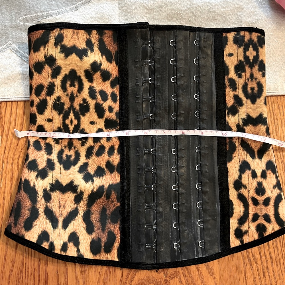 Size small leopard waist trainer